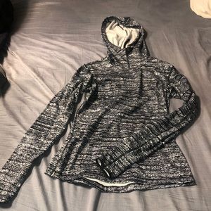Patterned pullover
